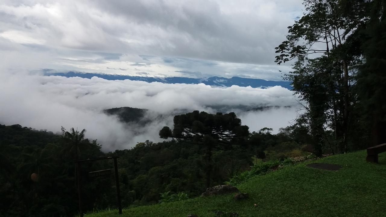 Vista Linda Hotel Itatiaia  Bagian luar foto